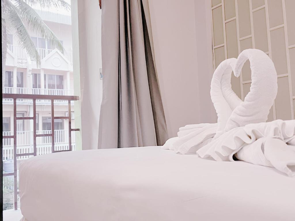 THE TOP PATONG RESORT. - Resim 31