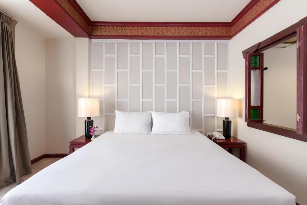 THE TOP PATONG RESORT. - Resim 18