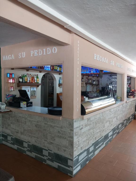 The lounge or bar area at Bungalows, Camping Vega de Francia