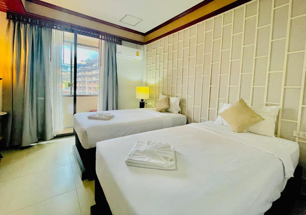 THE TOP PATONG RESORT. - Resim 8