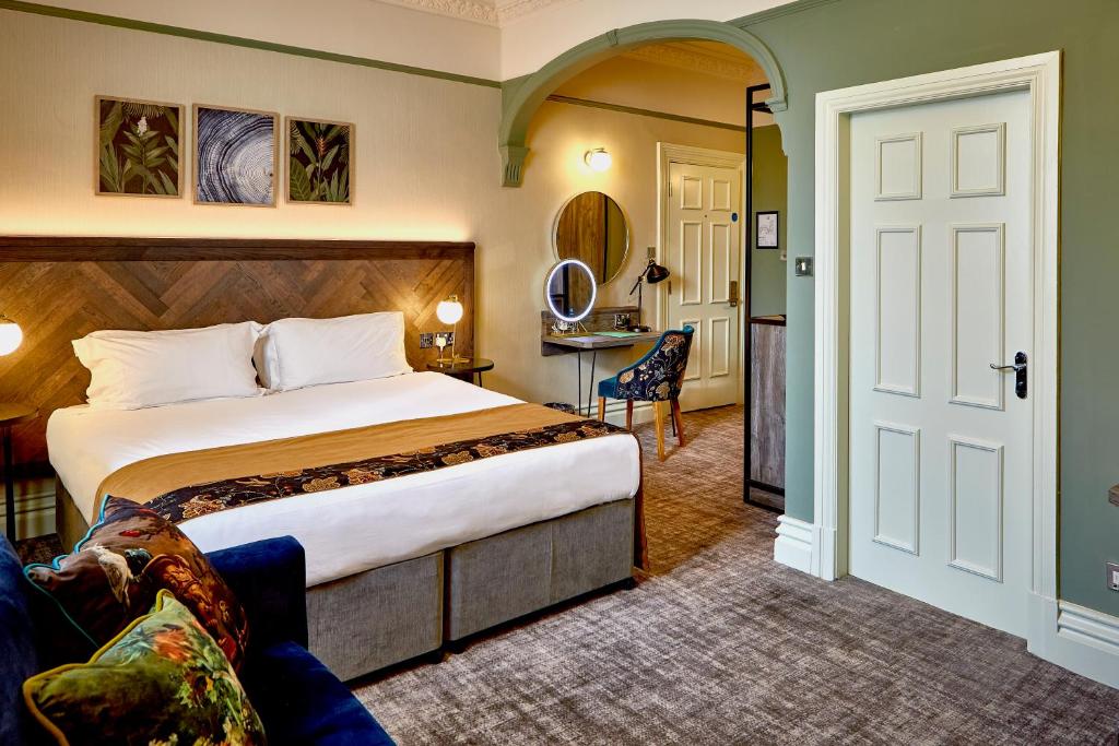 Alderley Edge Hotel - 