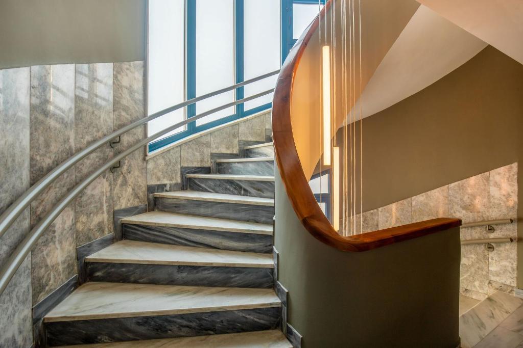 Bob W Eolou - Resim 25