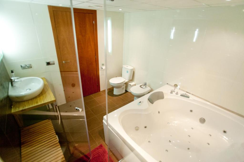 Kúpeľňa v ubytovaní Apartamento Amposta