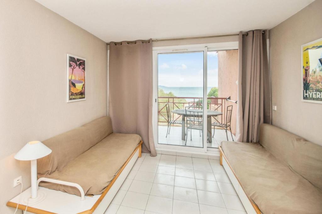 Posezení v ubytování Résidence La Pinède - maeva Home - Appartement 2 Pièces 5 Personnes - Confort MAE-1032