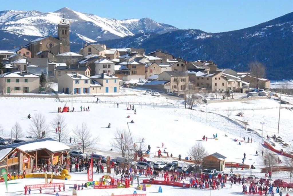 Studio cabine 4 personnes Résidence Le Péric A Terrasse avec vue om vinteren