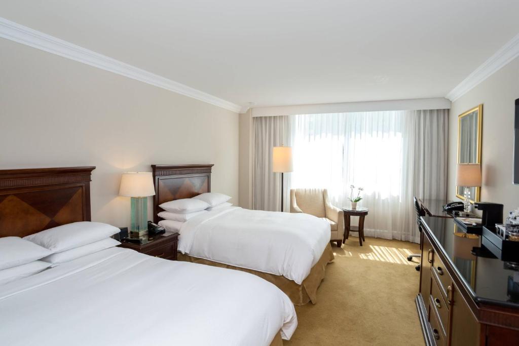Postel nebo postele na pokoji v ubytování JW Marriott Miami