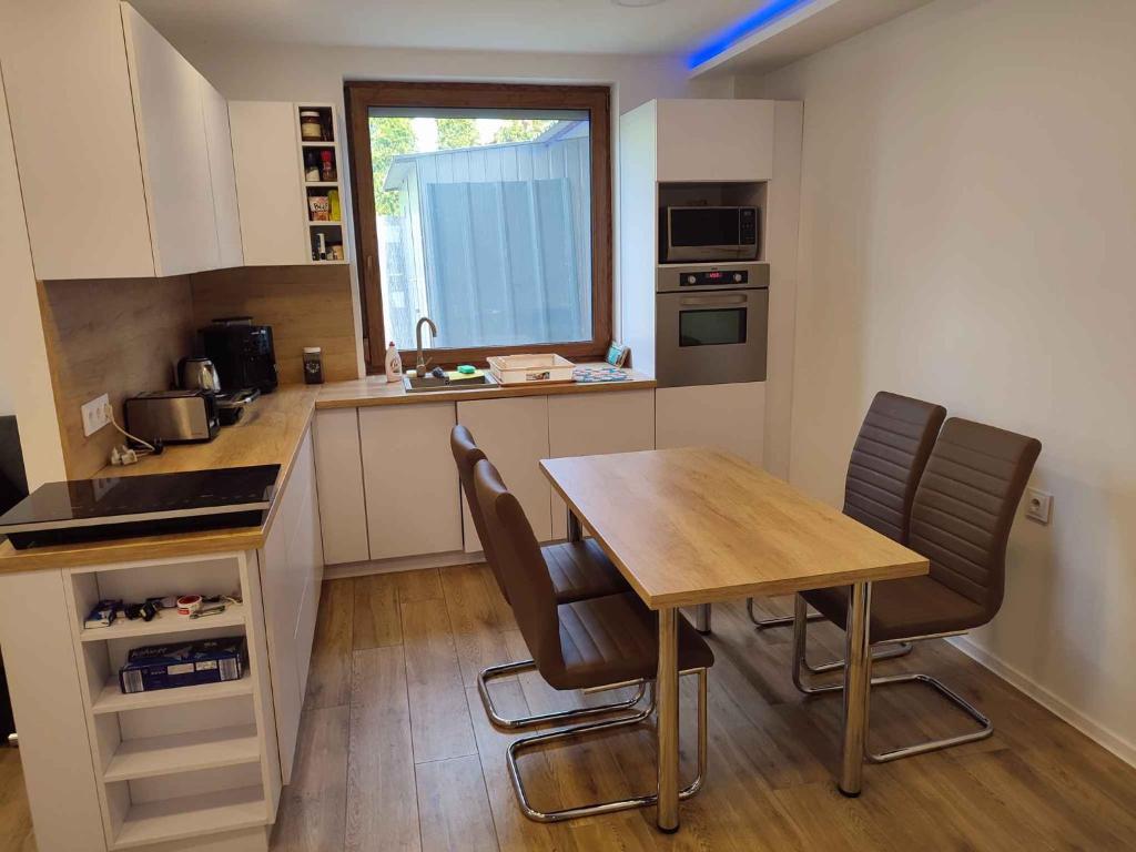 Holiday home in Siofok - Balaton 44887 8600 Siófok, Esze Tamás utca 50 kép - 1