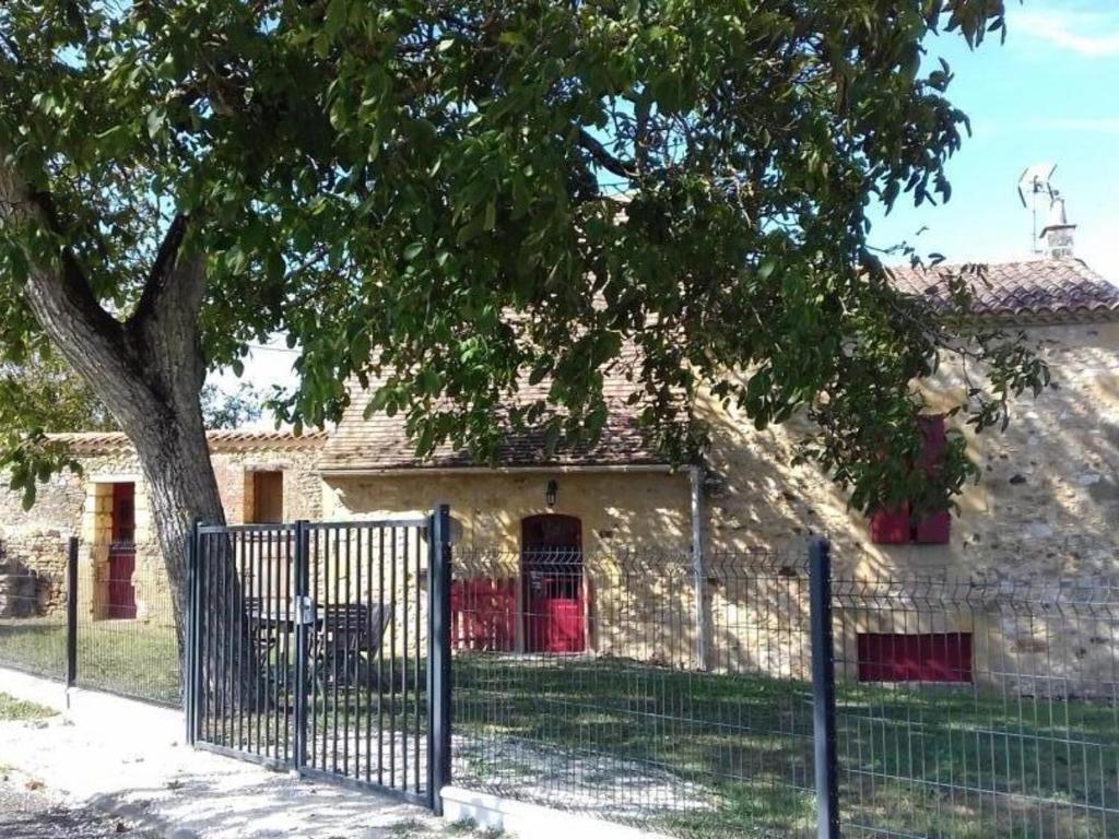 Photo de la galerie de l'établissement Maison Périgourdine au calme avec grand terrain, proche de Belvès et Monpazier - FR-1-616-328, à Montferrand-du-Périgord