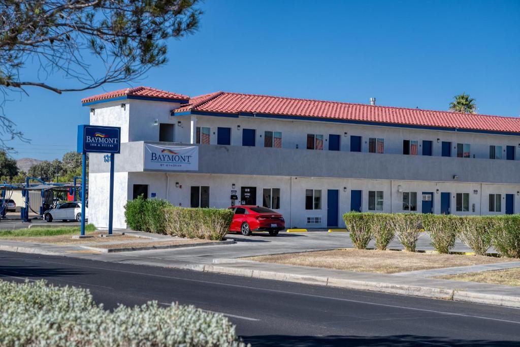 Baymont by Wyndham Ridgecrest photo