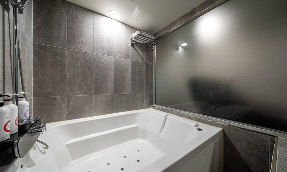 Koupelna v ubytování Anyang ILLOWA Hotel