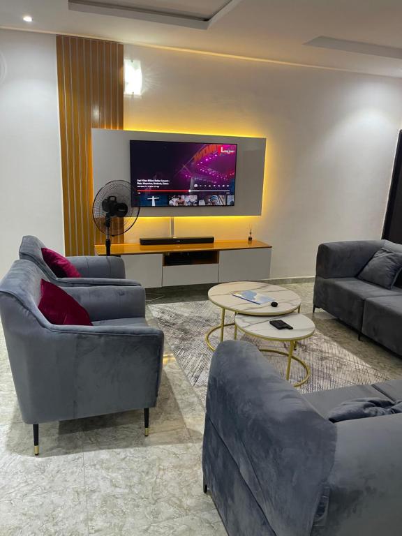 Peak Guest Home