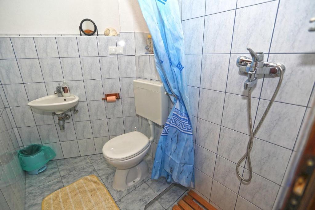 Koupelna v ubytování Apartments Boćin Rosso