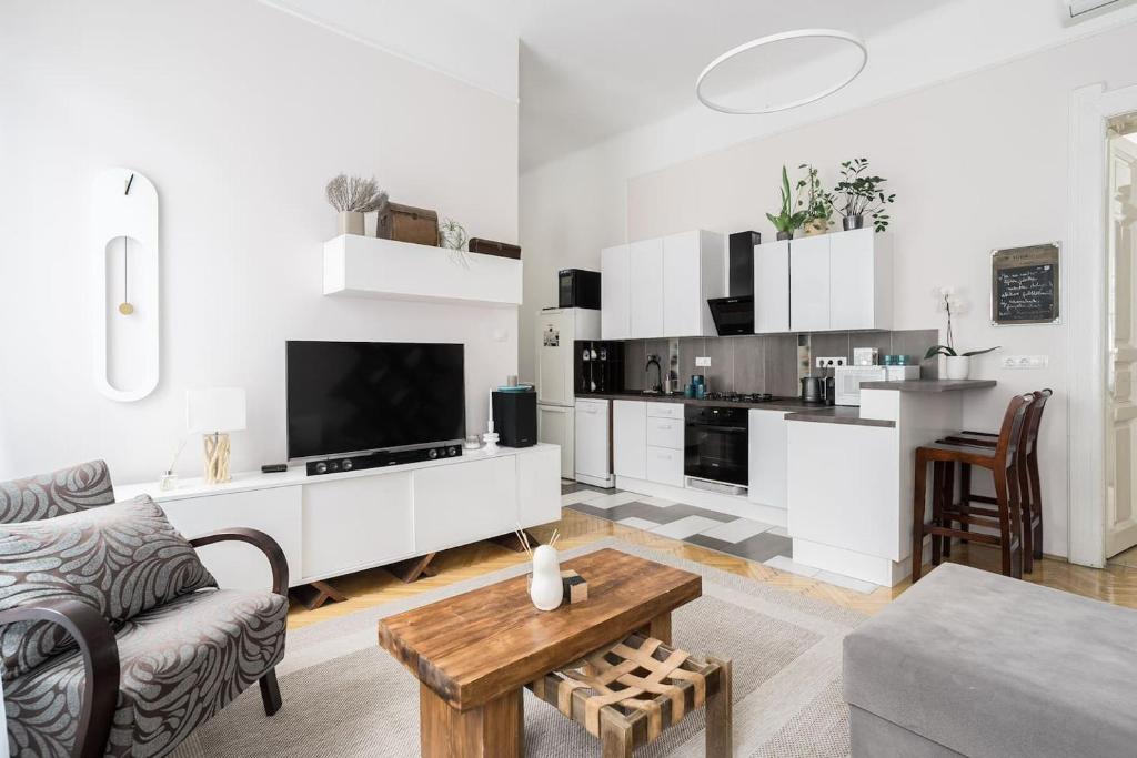 Sunrise Lounge Corvin 63m2 AC 1082 Budapest, Nap utca kép - 1