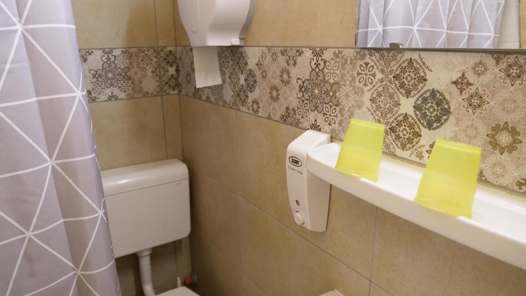 Attila Hotel Budapest - Resim 32