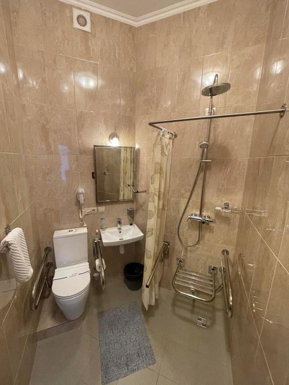 Koupelna v ubytování Tisa Hotel
