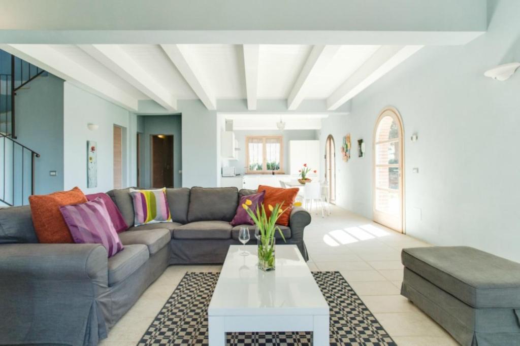 Luxury Resort with swimming pool in the Tuscan countryside, Villas on the ground floor with private outdoor area with panoramic view - Villa Met Drie Slaapkamers