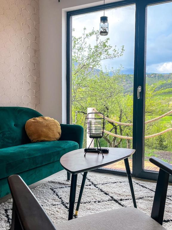Posezení v ubytování Elysian Fields - Tiny House 'Evergreen'