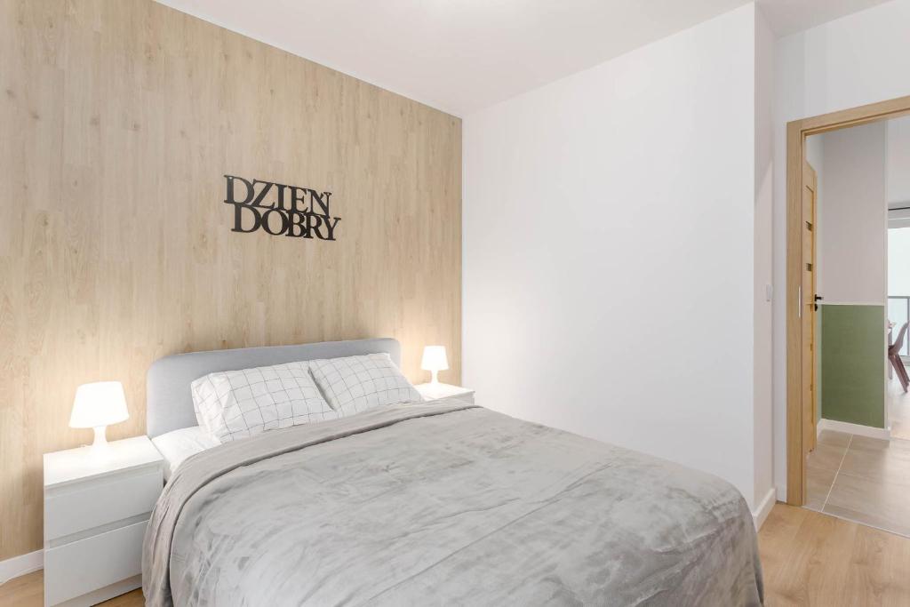 Enjoy! Ursus - Apartamento De Tres Habitaciones