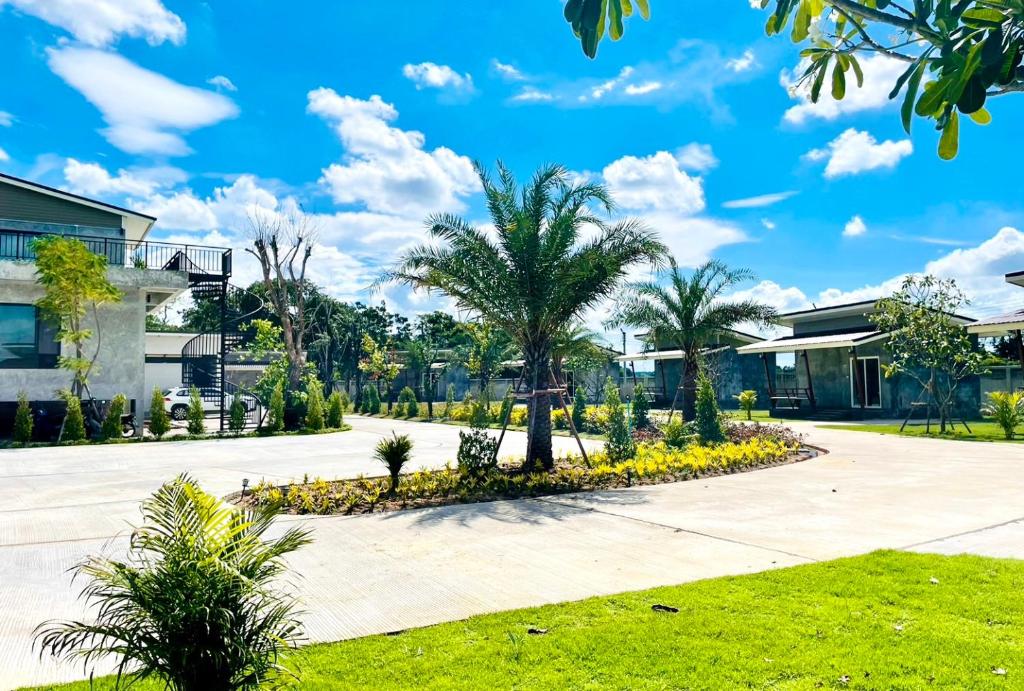 Farm View Resort @Uthai Thani ฟาร์มวิว รีสอร์ท อุทัยธานี - King Room With Garden View