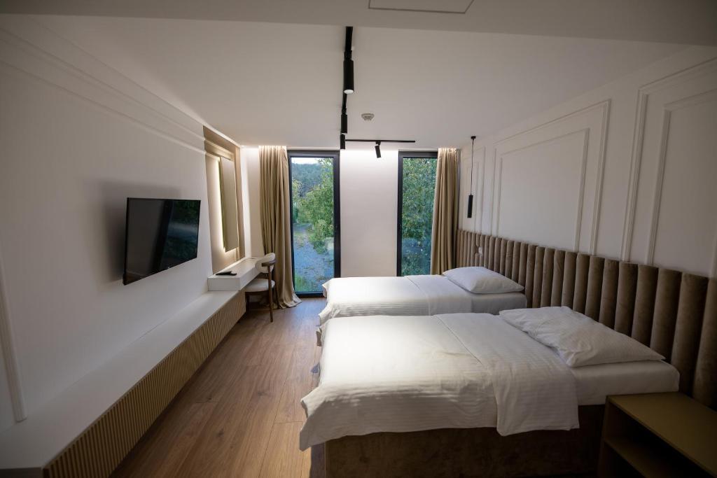 Hotel IN - 