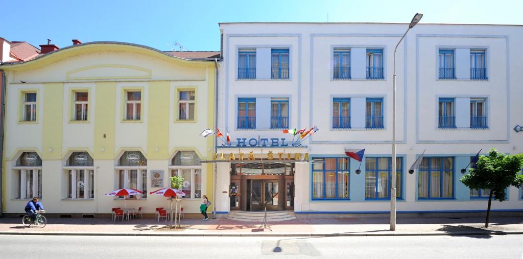 Budova, kde se hotel nachází