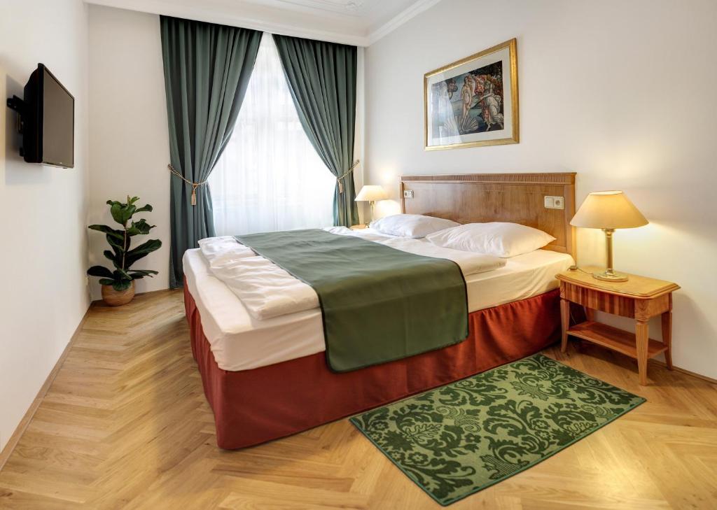 Grandhotel Ambassador Národní Dum - Resim 15