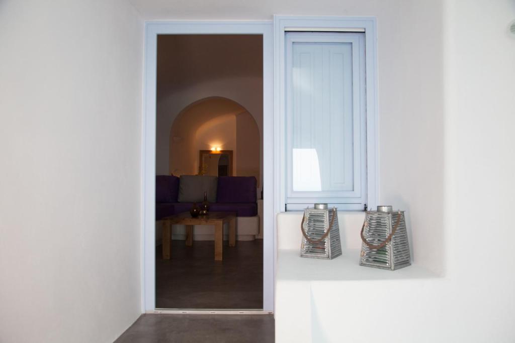 Zdjęcie z galerii obiektu Fanari Vista Suites w Firze