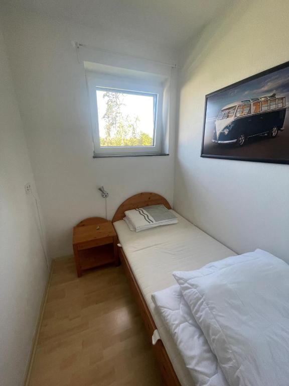 Postel nebo postele na pokoji v ubytování FEWO CELINE