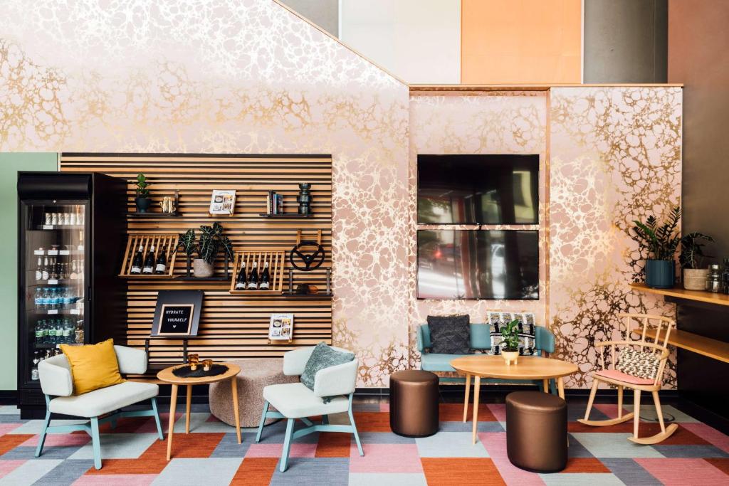 Vienna House Easy by Wyndham Stuttgart - Resim 3