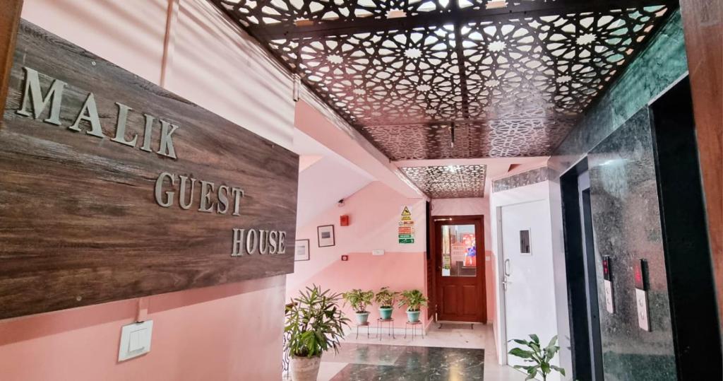 Fotografie z fotogalerie ubytování Malik Guest House v destinaci Kalkata