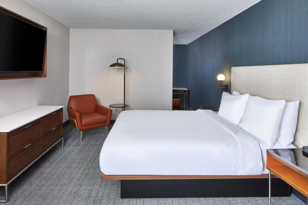 Courtyard by Marriott Detroit Downtown photo