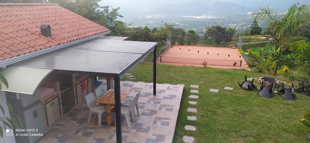 Un paisaje natural cerca of the country house