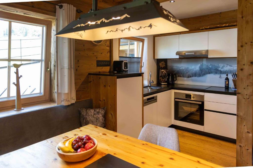 Kuchyň nebo kuchyňský kout v ubytování Chalet Heidi