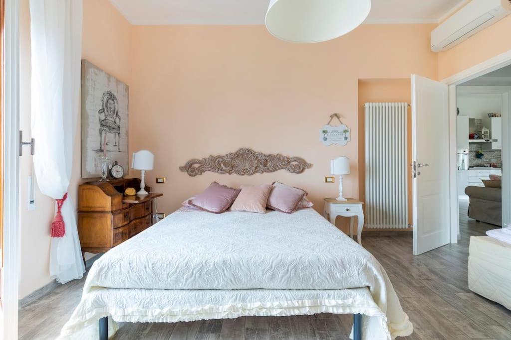 Postel nebo postele na pokoji v ubytování Annali Casa vacanze - Shabby style nella natura