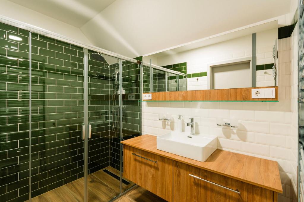 Koupelna v ubytování Hársliget Apartman
