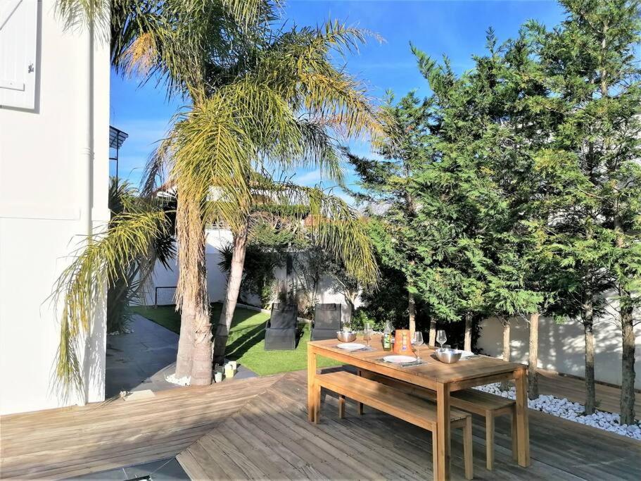 Vonkajšia záhrada v ubytovaní Villa Solaris, proche plages et centre St Aygulf