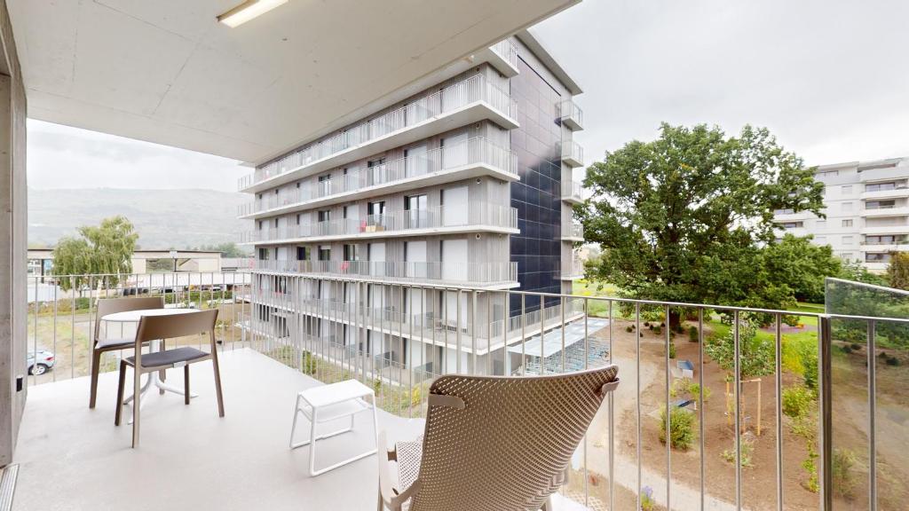 Balkón nebo terasa v ubytování Bright & modern apartments in Sion