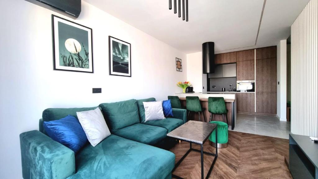 Kuchyňa alebo kuchynka v ubytovaní NOOK NOOK Apartments Bytkowska 103
