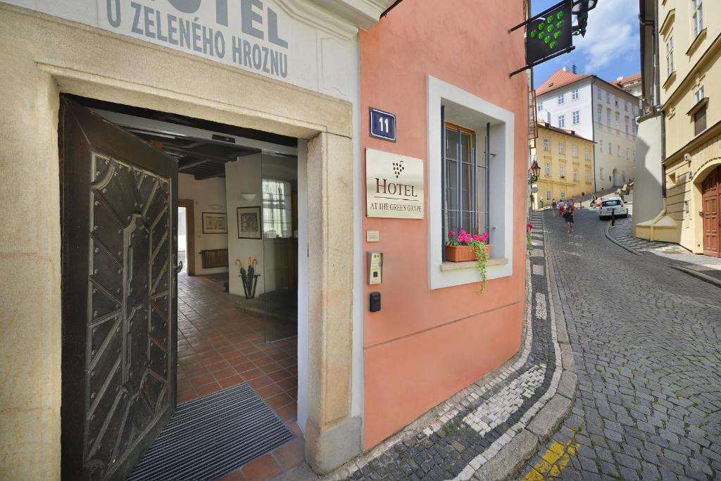 Hotel At the Green Grape - Resim 41