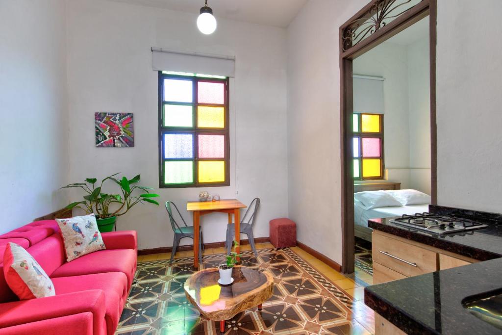 Posezení v ubytování Casa Blanca San Antonio Hostal Boutique