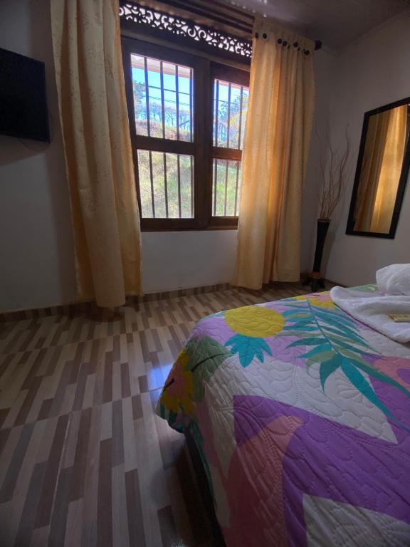 Postel nebo postele na pokoji v ubytování Oak Tree house