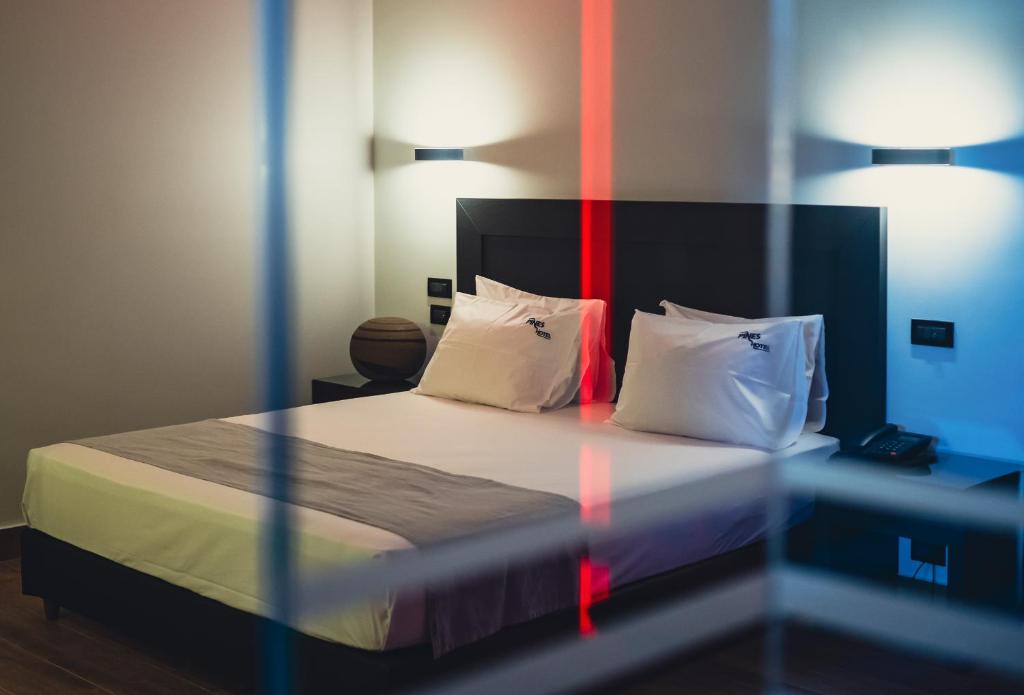 Pines Hotel - Resim 45