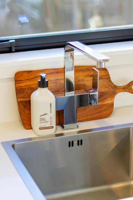 Garden City Getaway 2 bed with sofa bed 1 bath - Resim 3