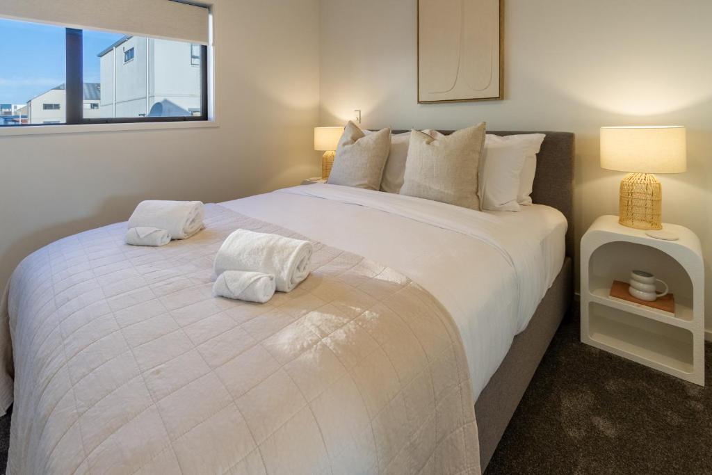 Garden City Getaway 2 bed with sofa bed 1 bath - Resim 24