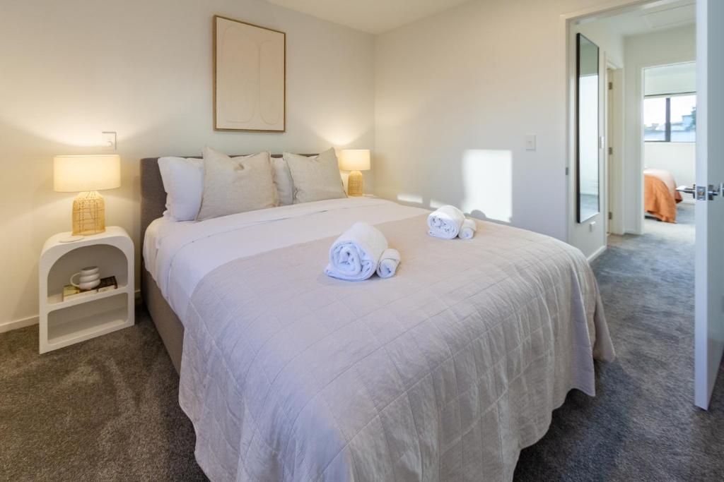 Garden City Getaway 2 bed with sofa bed 1 bath - Resim 7