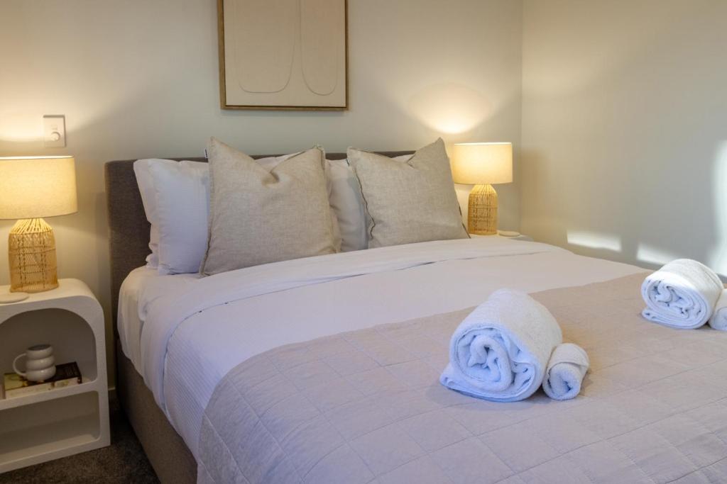 Garden City Getaway 2 bed with sofa bed 1 bath - Resim 13