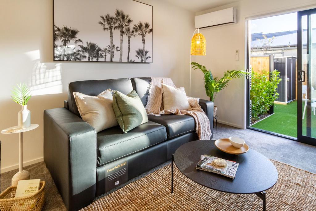 Garden City Getaway 2 bed with sofa bed 1 bath - Resim 9