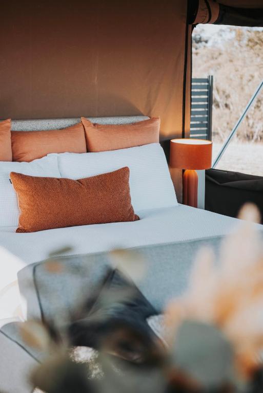 Postel nebo postele na pokoji v ubytování Wildnest Farmstay