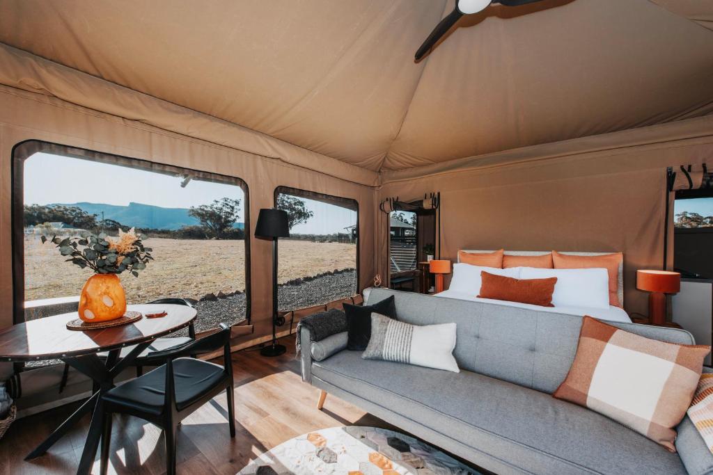Příroda nedaleko luxury tent