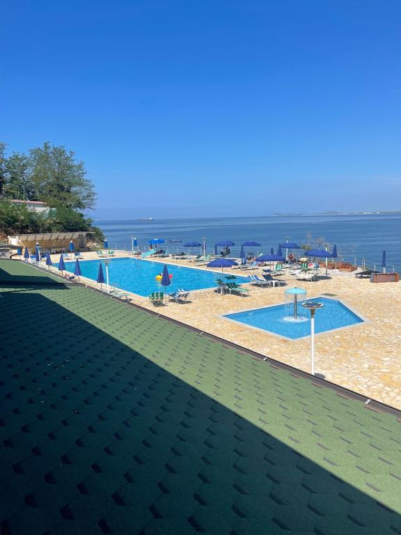 Amazing View! B & C New Apartment in Vlora - Imazhi 12